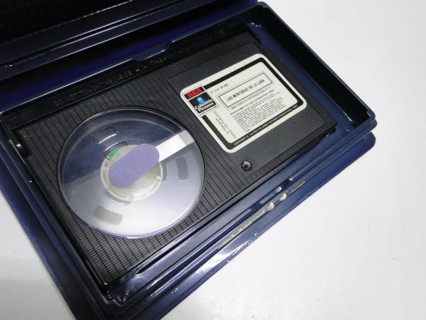 PELICULA BETA