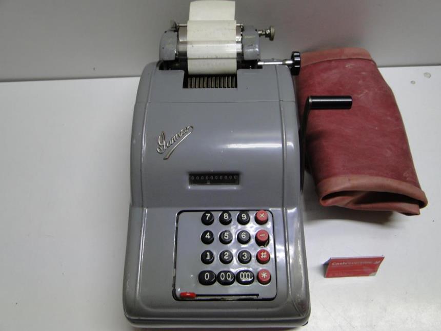 MAQUINA VINTAGE CON FUNDA **