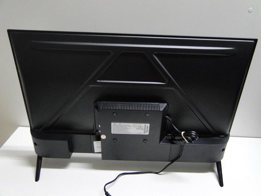 SMART TV 32 CON CAJA