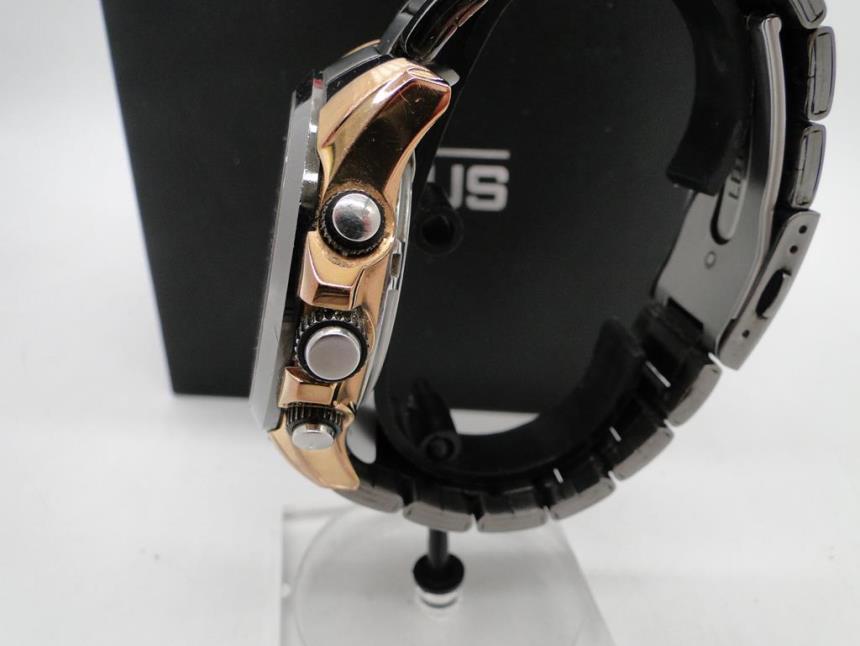 RELOJ CON CAJA