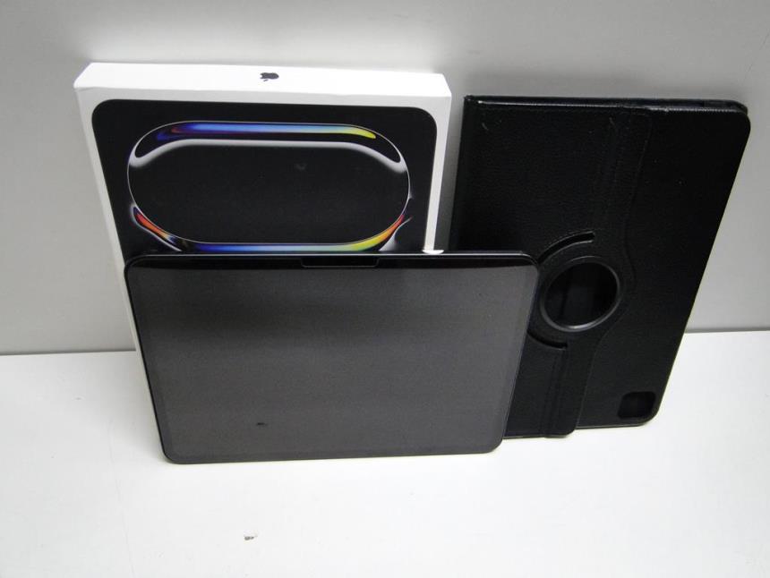 IPAD PRO M5 11INCH CON CAJA Y FUNDA