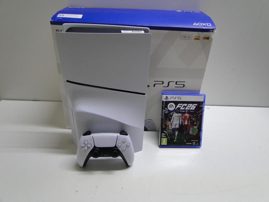 articulos_imagen1_179982-1.jpg PS5 CON CAJA LECTOR Y JUEGO FC26