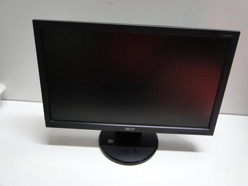 articulos_imagen1_180706-3.jpg MONITOR PC 19'