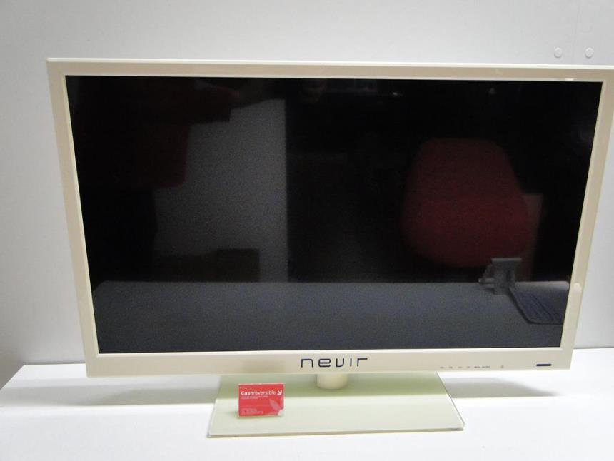 articulos_imagen1_181208.jpg TV LED 32 CON MANDO