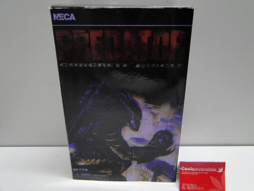 articulos_imagen1_181757-5.jpg FIGURA PREDATOR CON CAJA
