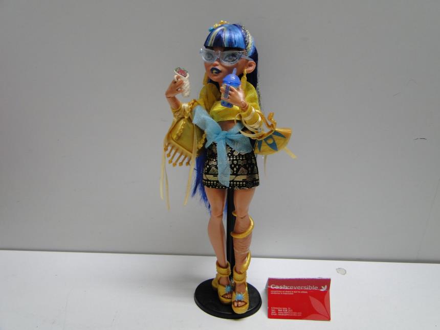 articulos_imagen1_181930-1.jpg FIGURA MONSTER HIGH