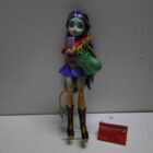 FIGURA DE COLECCION MONTER HIGH