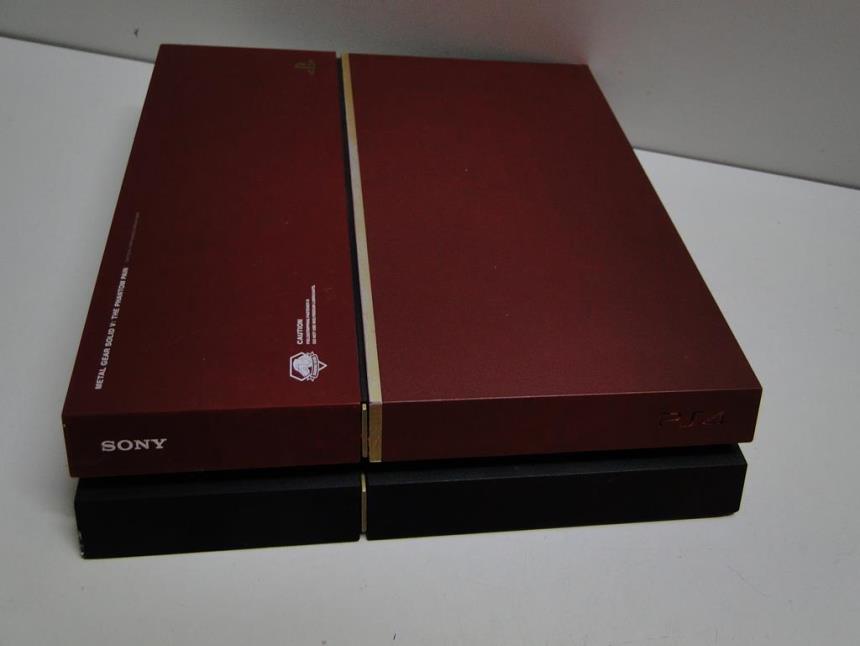 PS4 ED ESPECIAL METAL GEAR CON MANDO