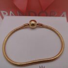 PULSERA CON CAJA ROSA