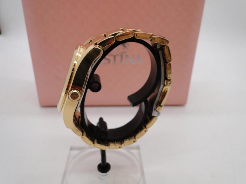 RELOJ SEÑORA CON CAJA