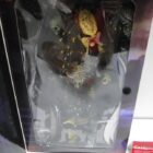 FIGURA PREDATOR CON CAJA