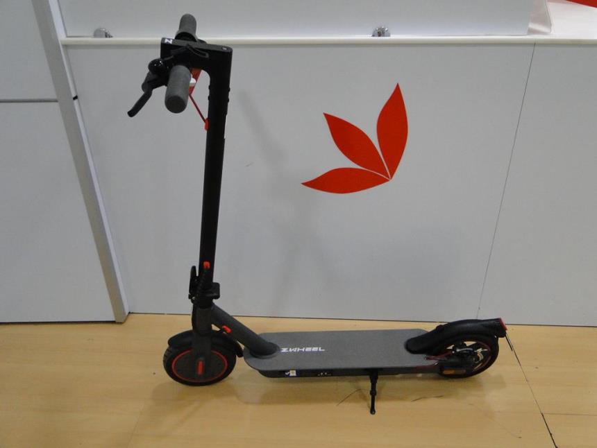 articulos_imagen1_178033-1.jpg PATINETE ELECTRICO HOMOLOGADO SEMINUEVO *