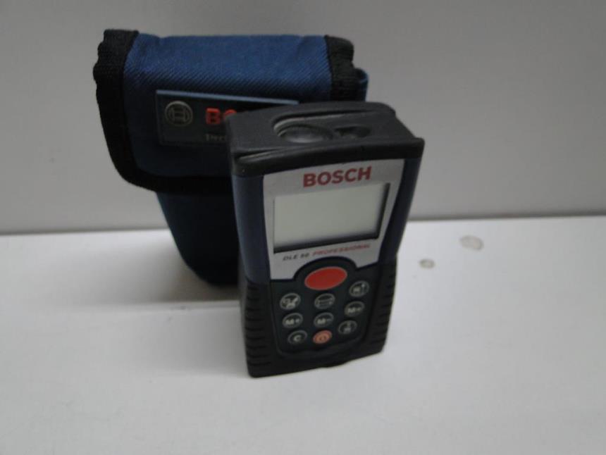articulos_imagen1_180144-2.jpg MEDIDOR LASER CON FUNDA