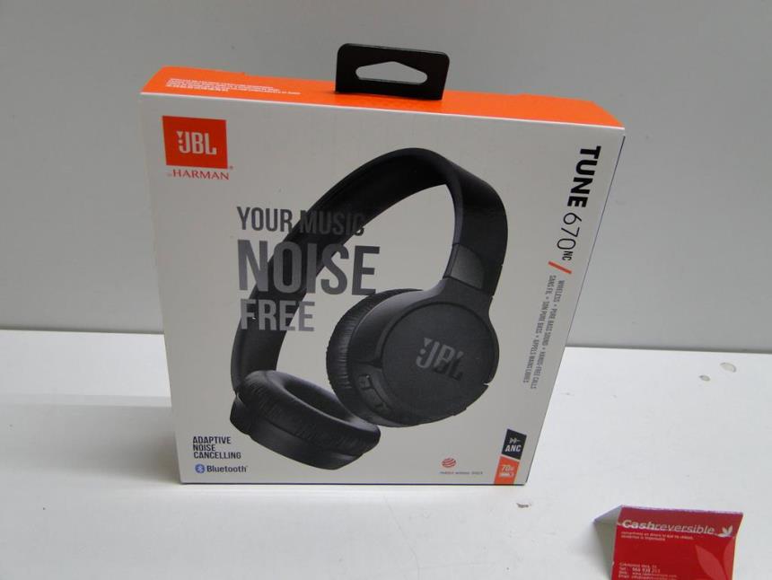 articulos_imagen1_182551.jpg AURICULARES CON CAJA