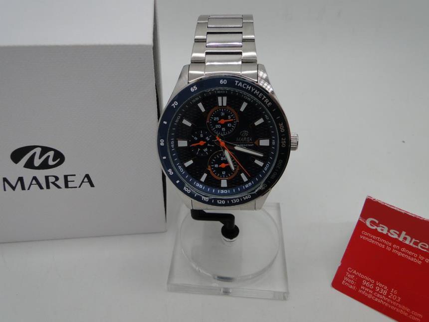 RELOJ CON CAJA SEMINUEVO