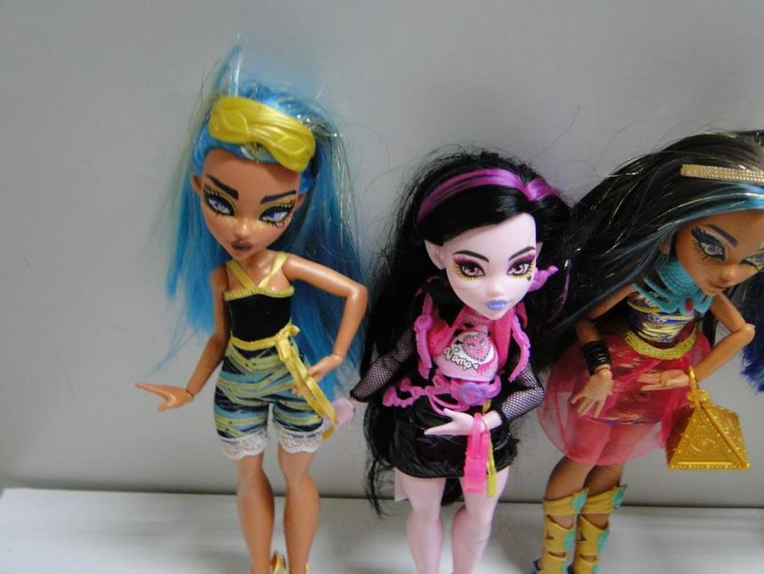 MUÑECA MONSTER HIGH
