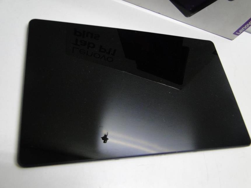 LENOVO TAB P11 PLUS CON CAJA
