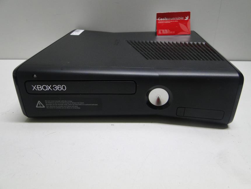 XBOX 360 SLIM CON JUEGO