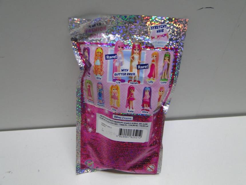 MUÑECA CHIX GIRLS CLUB NUEVA
