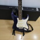 GUITARRA ELECTRICA CON FUNDA