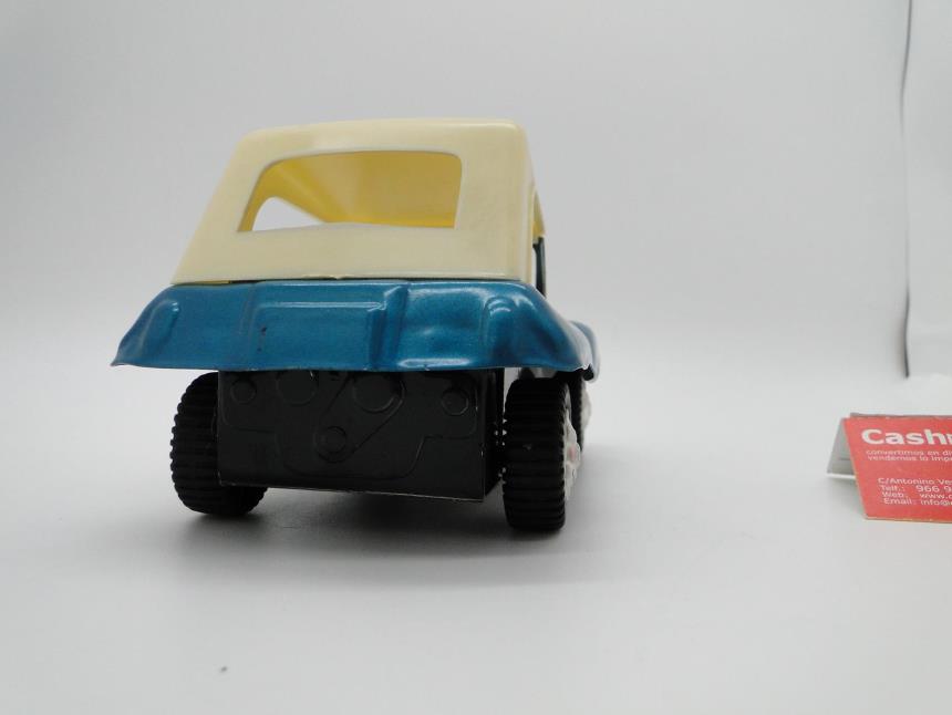 COCHE VINTAGE ( AÑO 1980) ESCALA 1/24