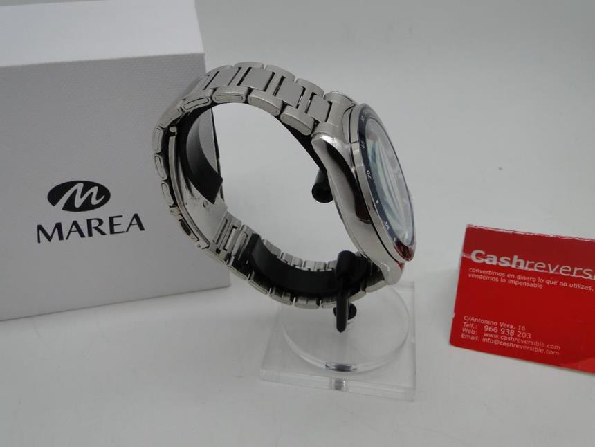 RELOJ CON CAJA SEMINUEVO