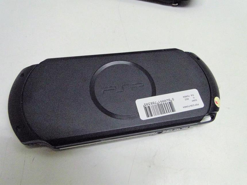 PSP CON FUNDA