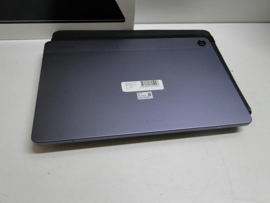 TABLET CON CAJA CON FUNDA