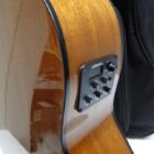GUITARRA ELECTROACUSTICA CON FUNDA SEMINUEVA