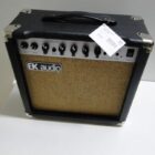 AMPLIFICADOR GUITARRA