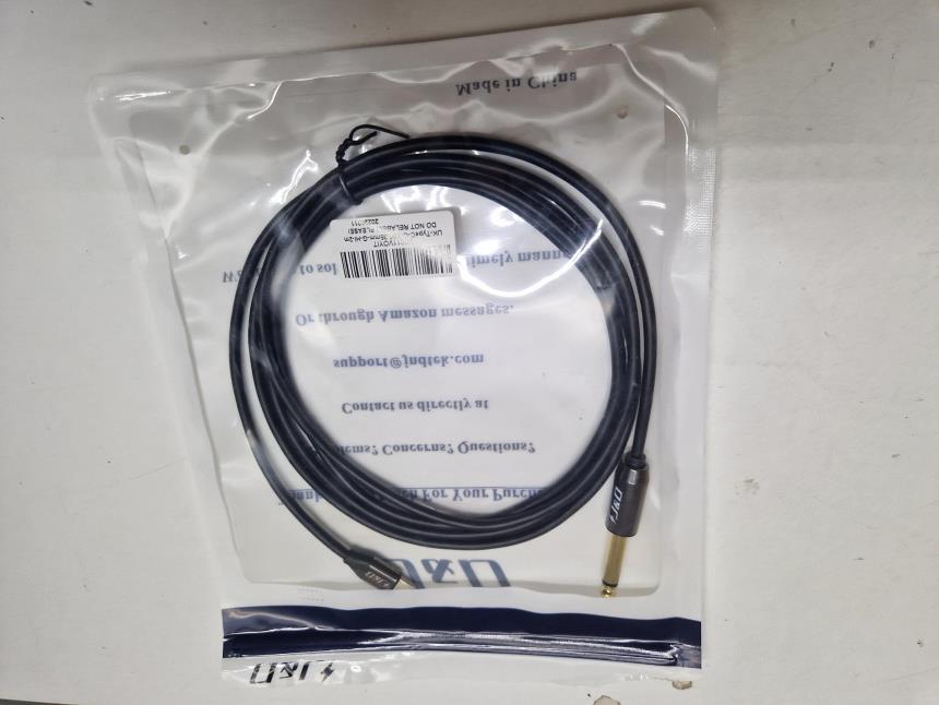 articulos_imagen1_182794-1.jpg CABLE TIPO C A JACK