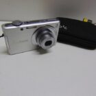 CAMARA DE FOTOS DIGITAL CON FUNDA