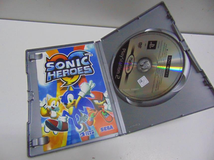 JUEGO PS2