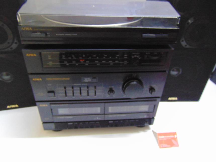 CADENA MUSICAL CON ALTAVOCES**