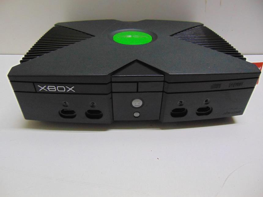 XBOX CON MANDO SEMINUEVA