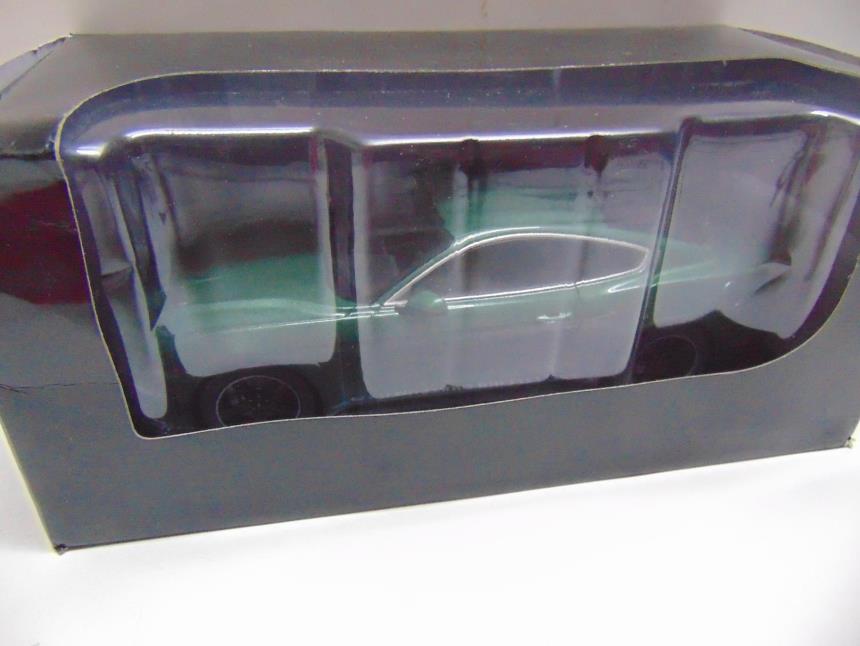 COCHE 1/24 A ESTRENAR