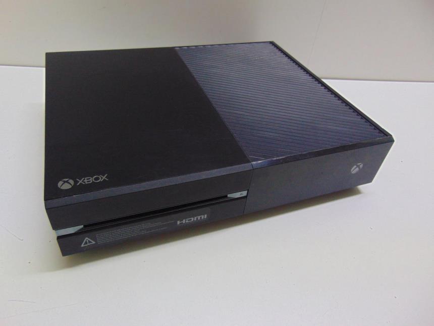 XBOX ONE 500GB CON MANDO