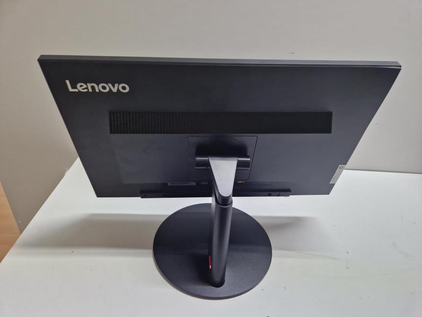 MONITOR LCD 22