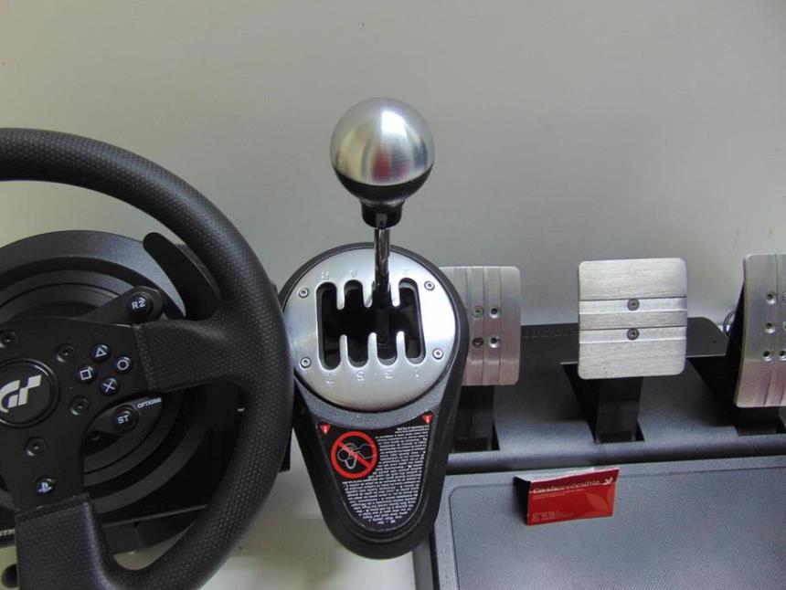 VOLANTE CON CAMBIO MANUAL PC/PS4/PS5