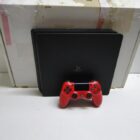 PS4 CON MANDO Y CAJA