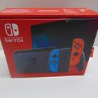 NINTENDO SWITCH CON JUEGO FUNDA Y CAJA SEMINUEVA