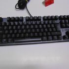 TECLADO MECANICO SEMINUEVO