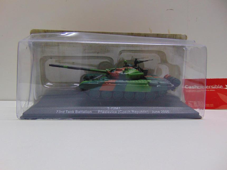 articulos_imagen1_183789.jpg TANQUE 1/72 NUEVO