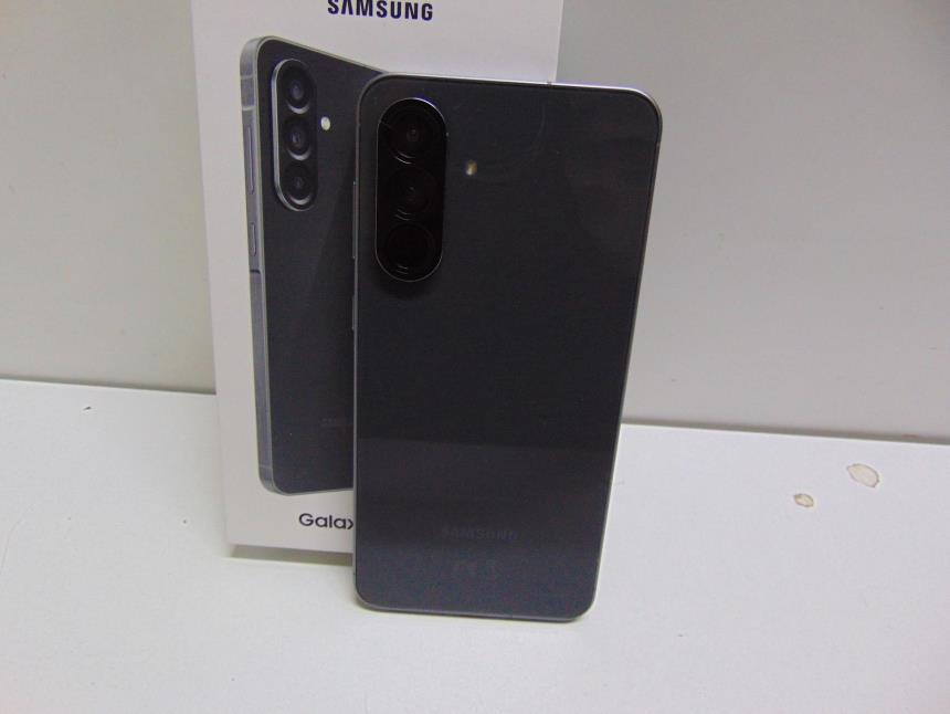 articulos_imagen1_183859.jpg SAMSUNG GALAXY A56 5G CON CAJA *