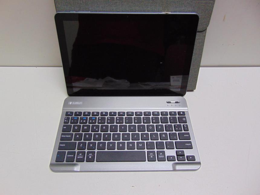 articulos_imagen1_183874-1.jpg TABLET 10 CON FUNDA Y TECLADO