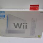 WII CON MANDOS Y CAJA SEMINUEVA
