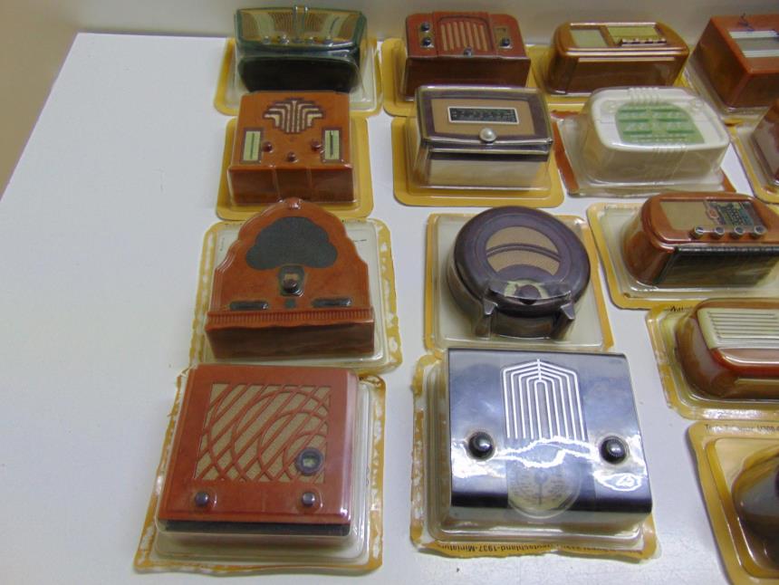 RADIO DE COLECCION EN MINIATURA