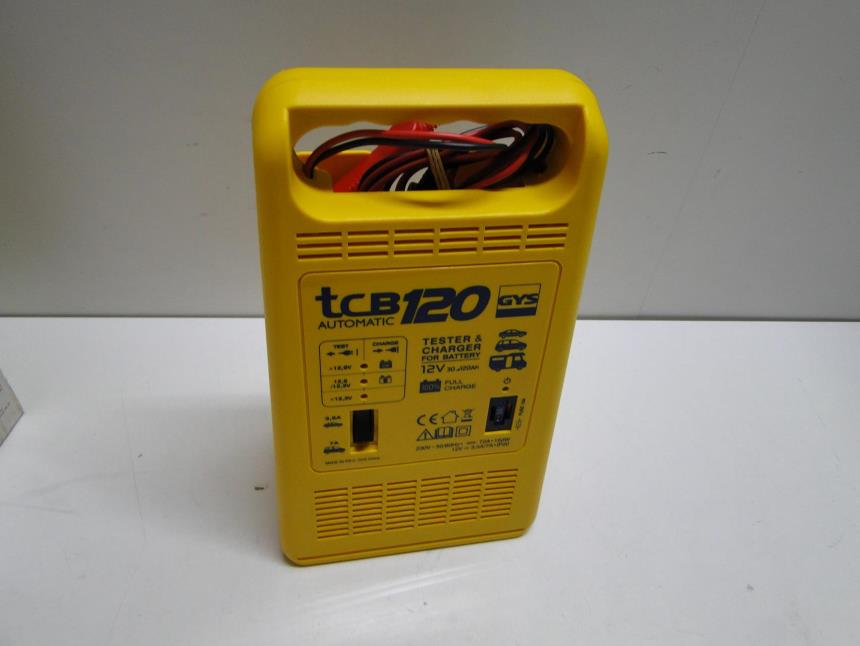 CARGADOR DE BATERIAS 12V CON CAJA SEMINUEVO