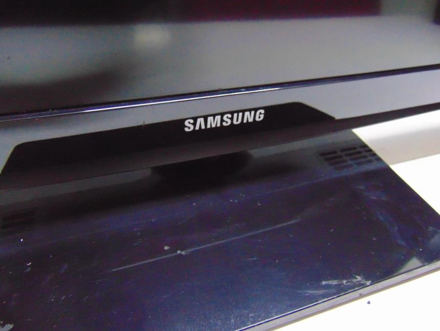 SMART TV 24 CON MANDO