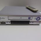 VHS CON MANDO